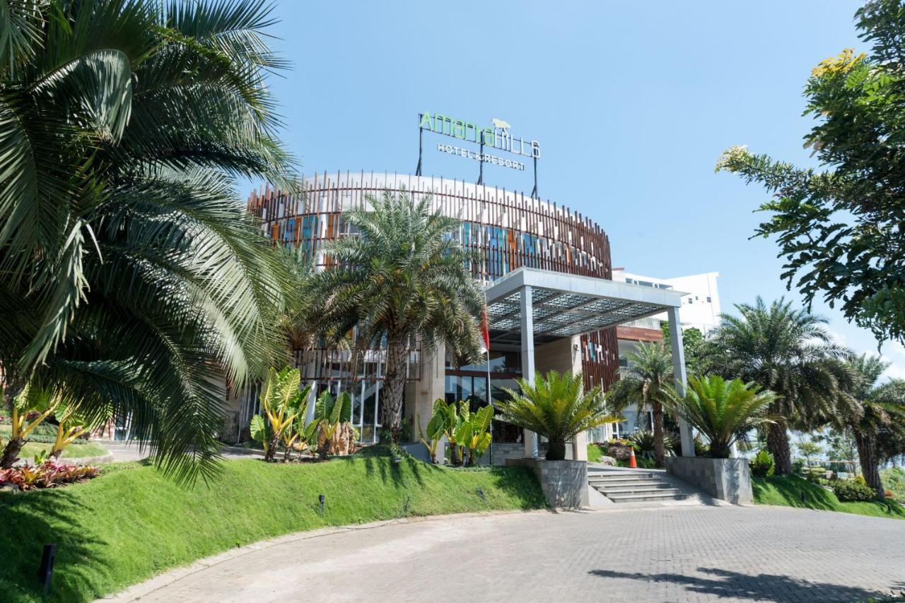 Amartahills Hotel And Resort Batu  Exterior foto