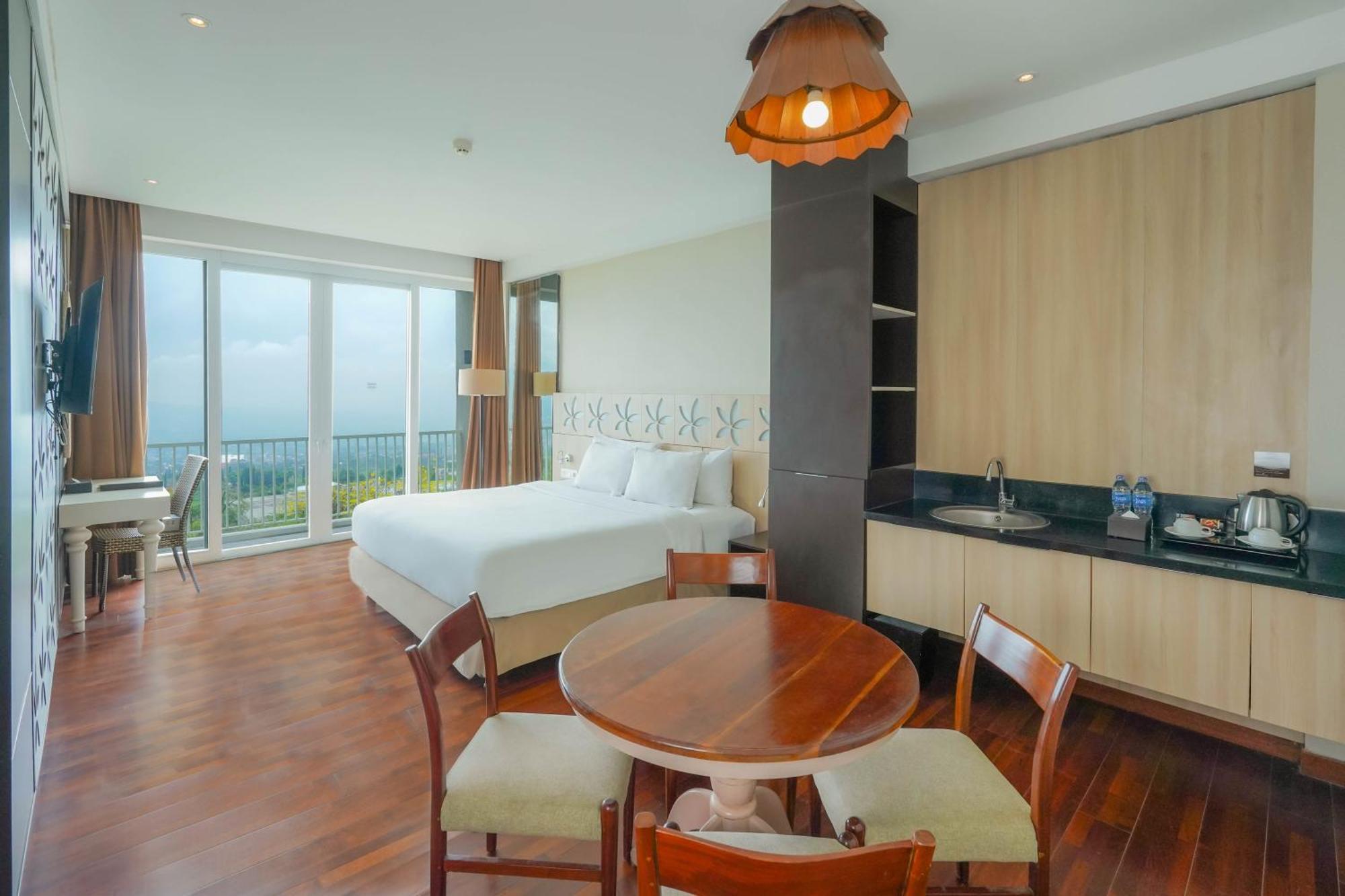 Amartahills Hotel And Resort Batu  Exterior foto
